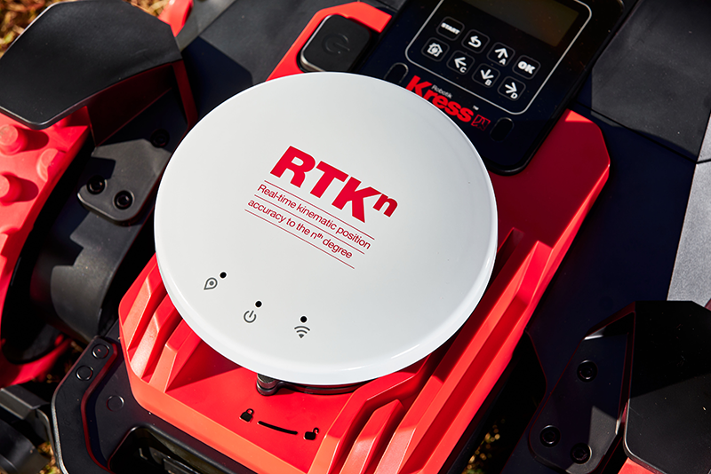 Positec_KR174_KressRoboticLawnmower_3302